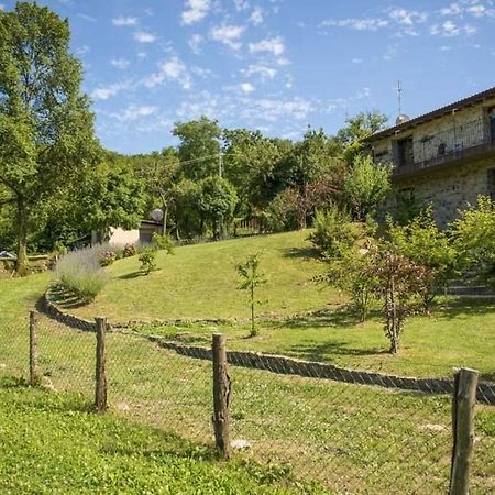 Hotel Podere Conti Filattiera Bagian luar foto