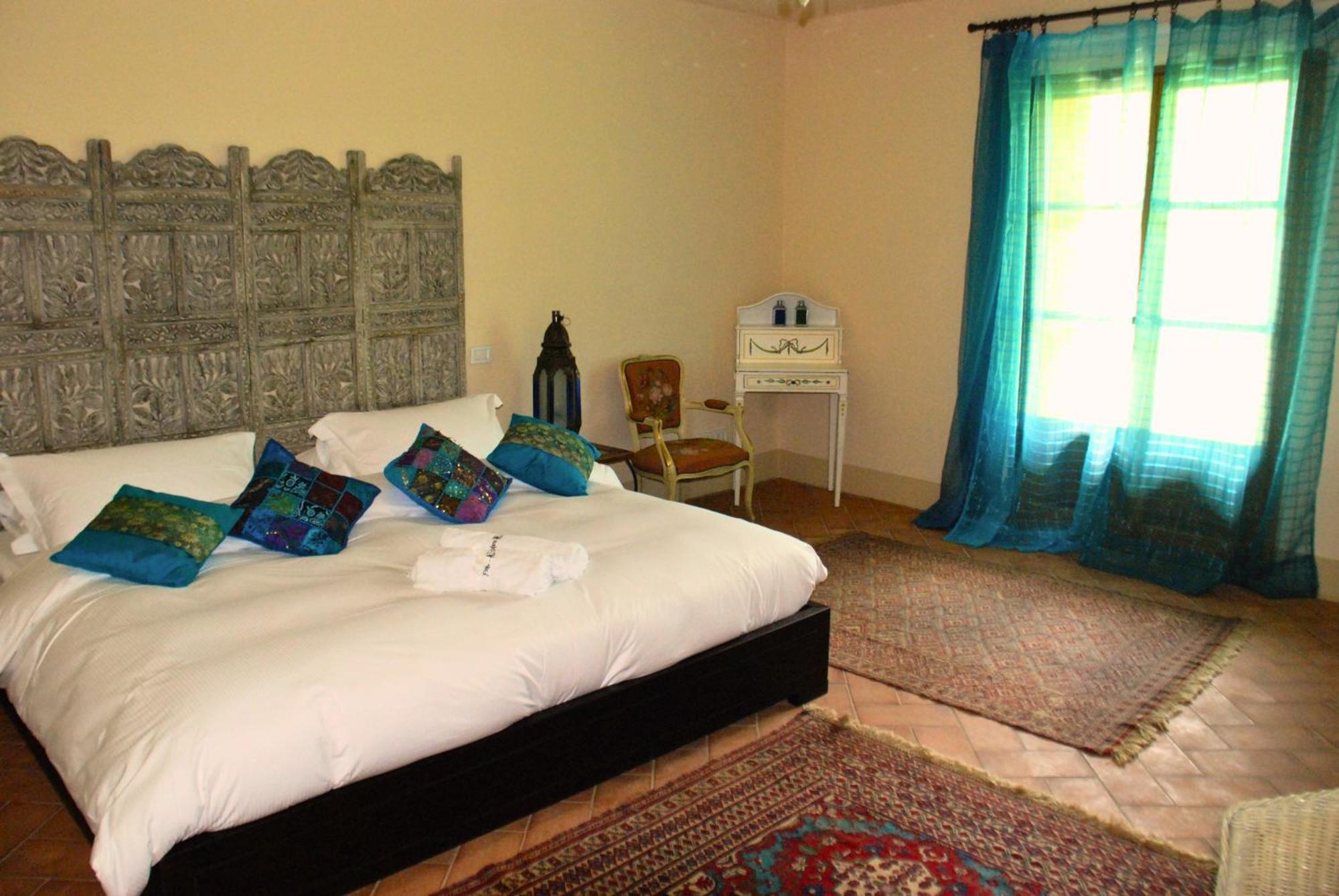 Hotel Podere Conti Filattiera Bagian luar foto