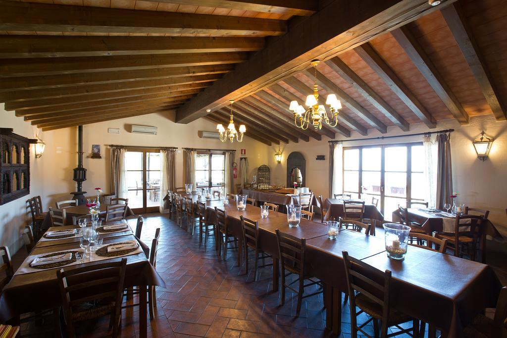Hotel Podere Conti Filattiera Bagian luar foto