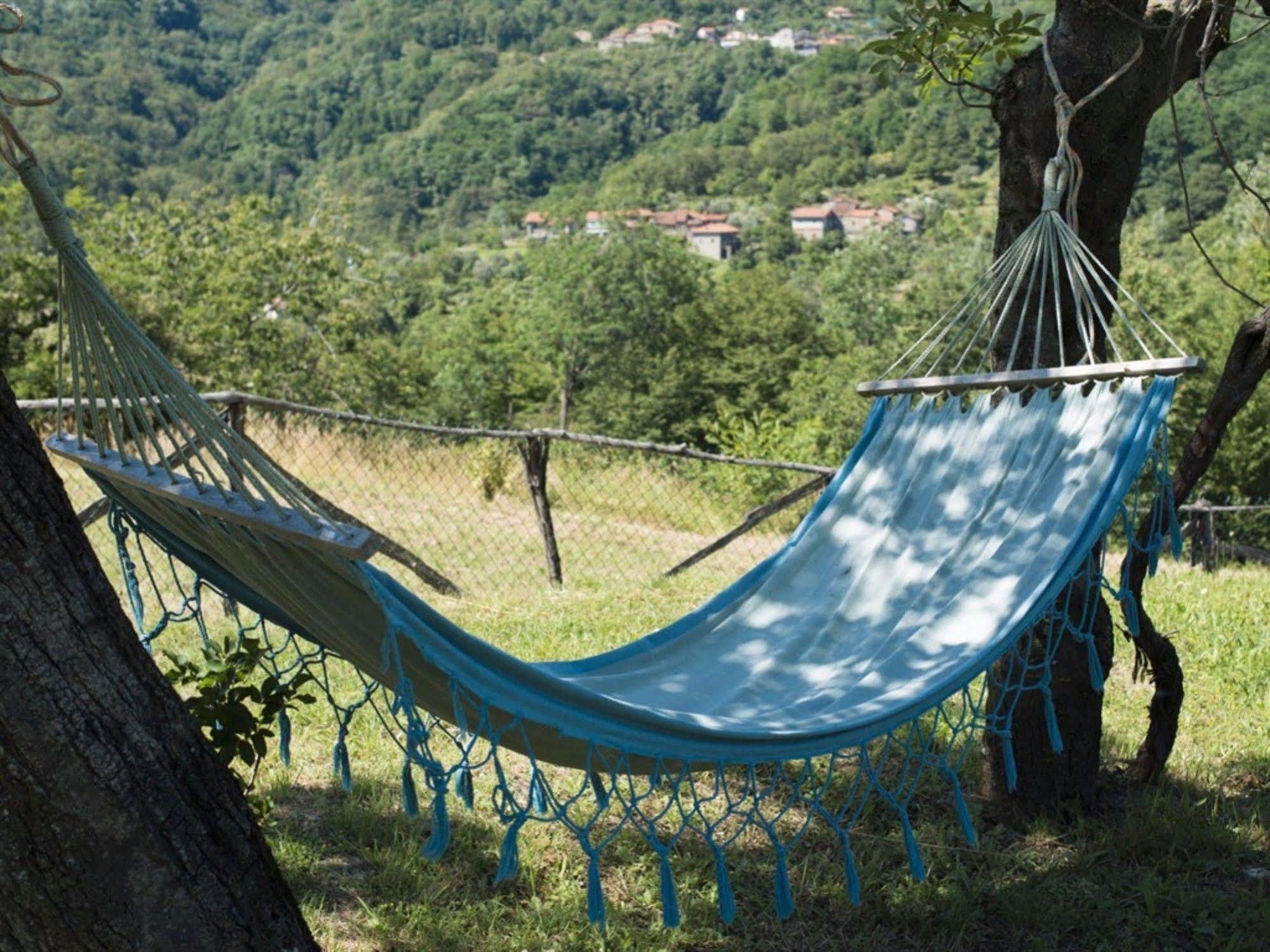 Hotel Podere Conti Filattiera Bagian luar foto